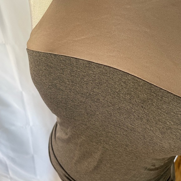 Prana
Catrin Tankini Swim Top - Women's size M muted truffle color - Picture 6 of 9